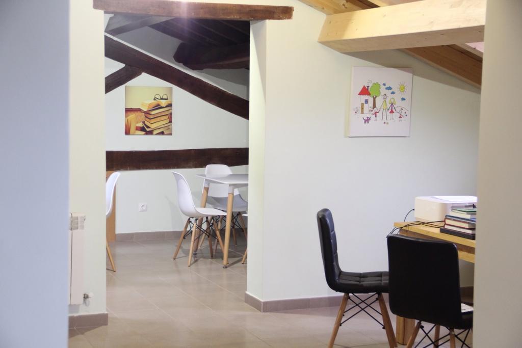 El Albergue De Herrera Herrera de Pisuerga Buitenkant foto